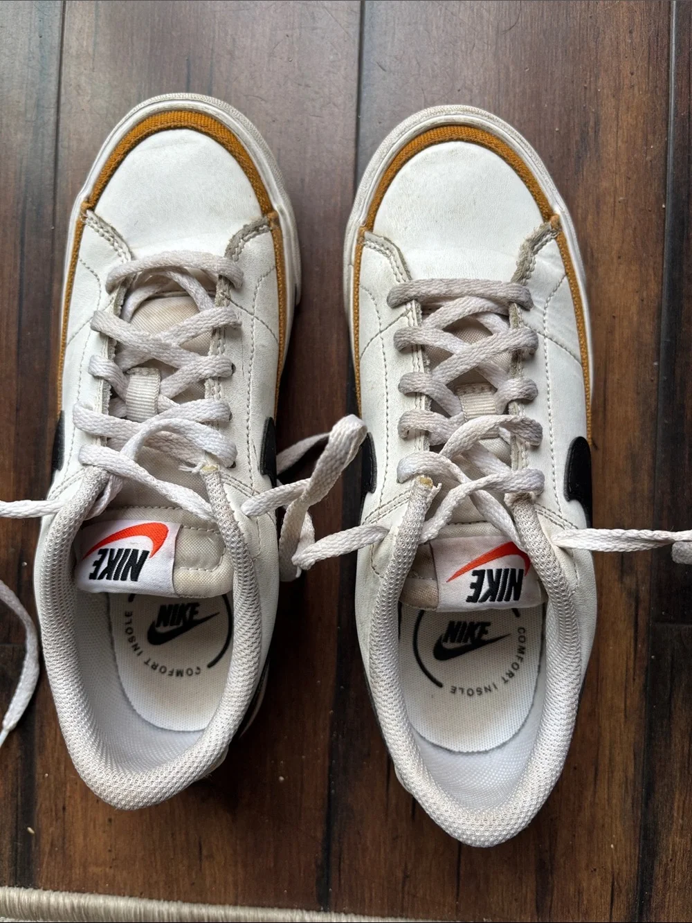 Nike versatile sneakers